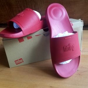 Fabulous Red FitFlop IQUSHION Slides, size 10